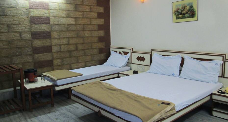 Hotel Royal Palace, Ahmedabad 5